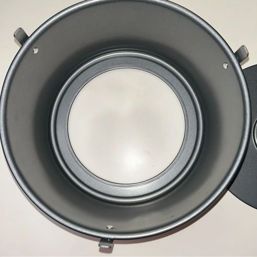 Non-Stick Bundt Cake Pan